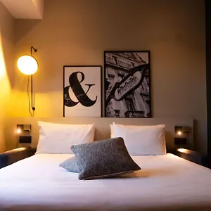 Отель Mercure Tour Eiffel Pont Mirabeau