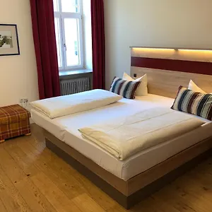 https://hotel-gasthof-flotzinger-brau.com-bavaria.com